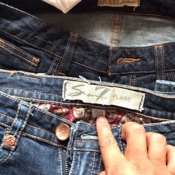 Guess jeans size 26,27, Armani Jeans size 4 - Picture 4 of 5